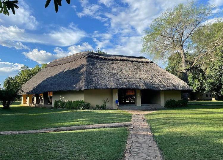 Marula Lodge Mfuwe Exterior foto